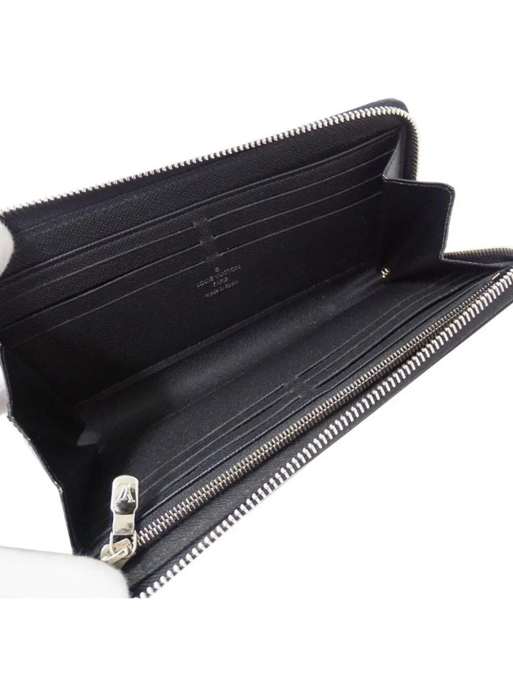 Louis Vuitton Wallet Taiga Zippy Dragonne Ardoise Black L-shaped Zipper Large